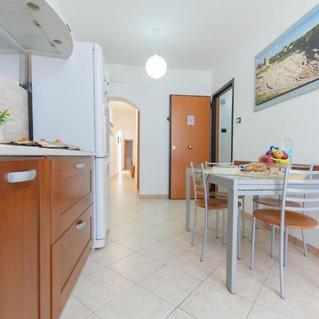 Appartamento Al Posto Giusto Syrakus Exterior foto